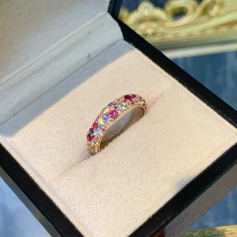 18K天然彩色藍寶石-莫奈花園彩虹戒指