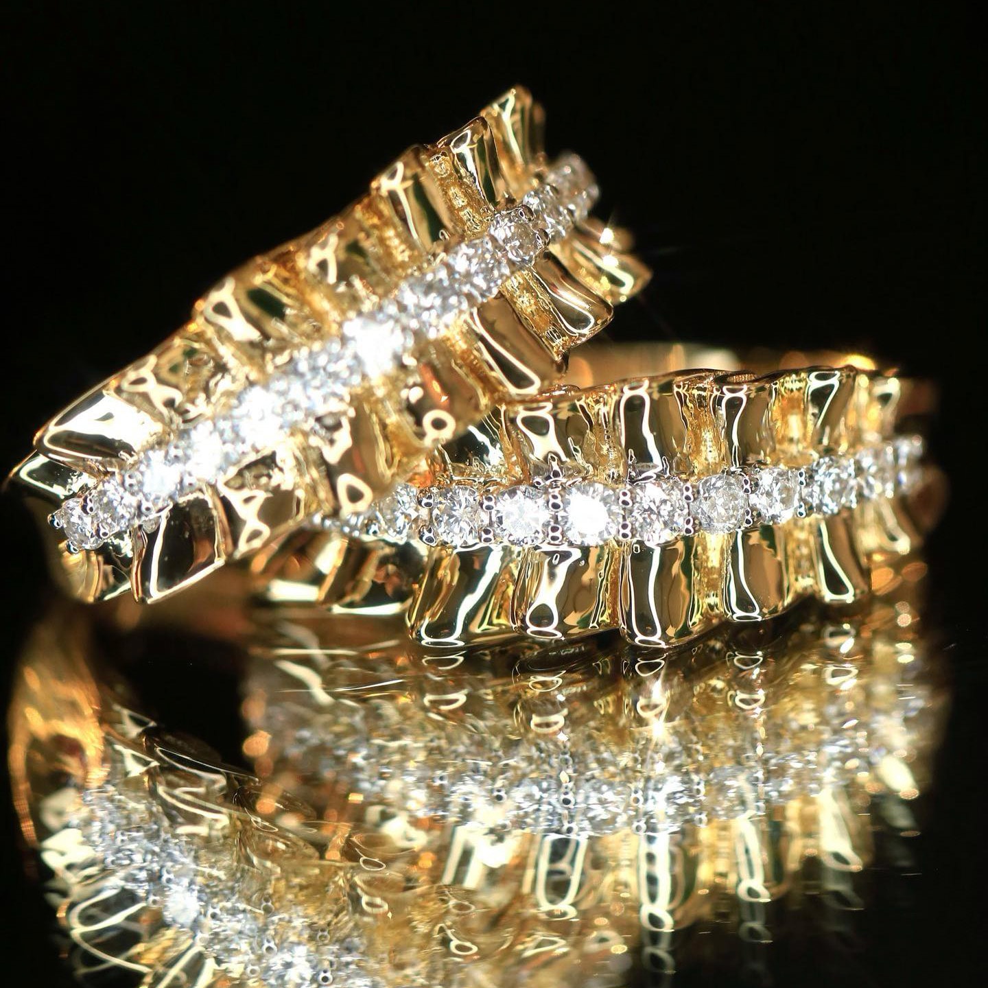 18K天然鑽石-百褶時尚戒指