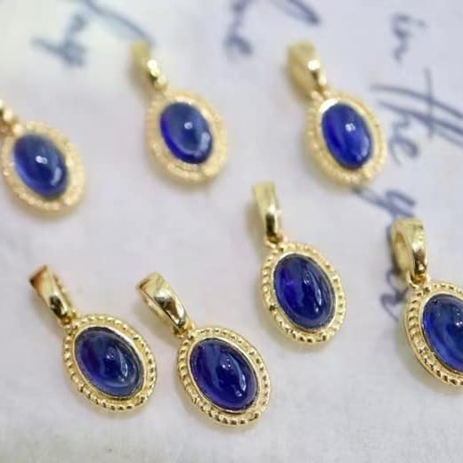 18K天然藍寶石-斯里蘭卡皇家藍墜飾
