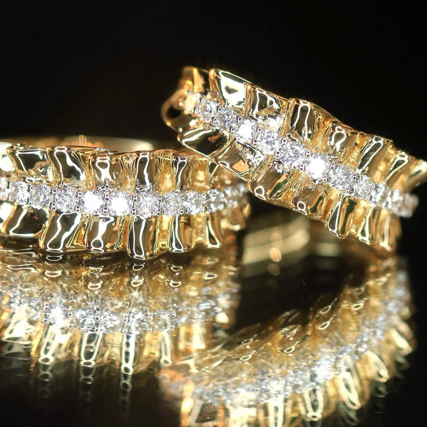 18K天然鑽石-百褶時尚戒指