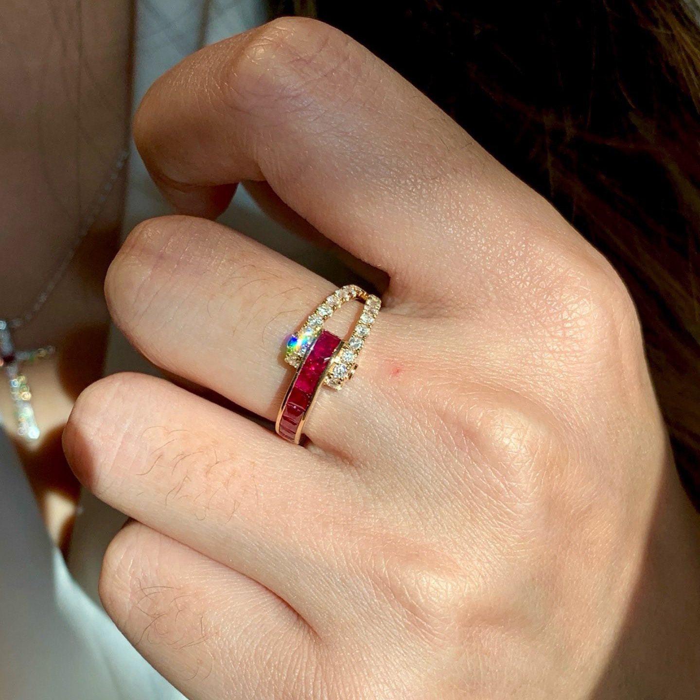 18K天然紅寶石-無邊鑲嵌復古戒指