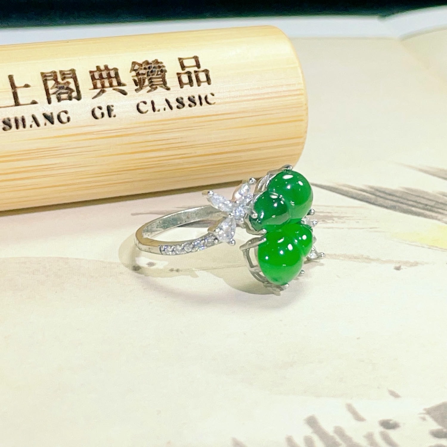 天然翡翠-A貨翡翠雙葫蘆戒指 - 第3張圖 天然翡翠-A貨翡翠雙葫蘆戒指