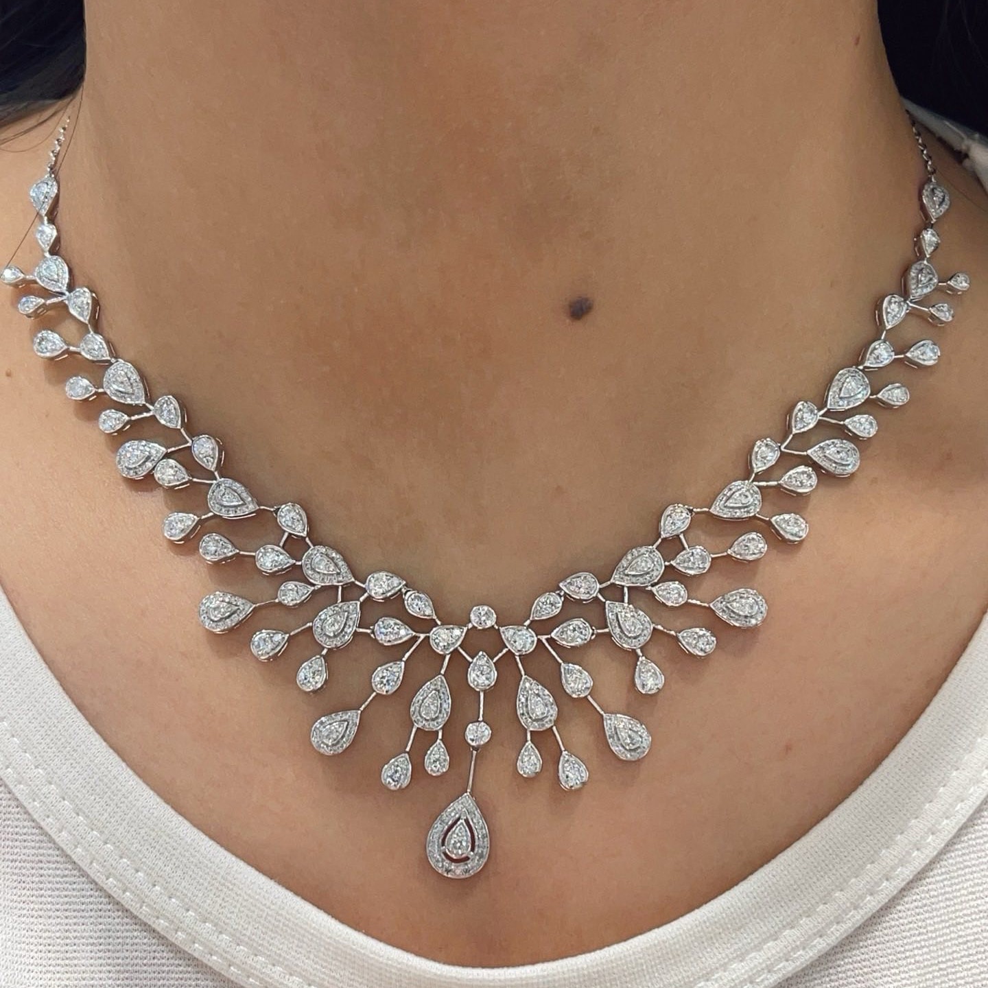 18K天然鑽石-華麗大女主項鍊