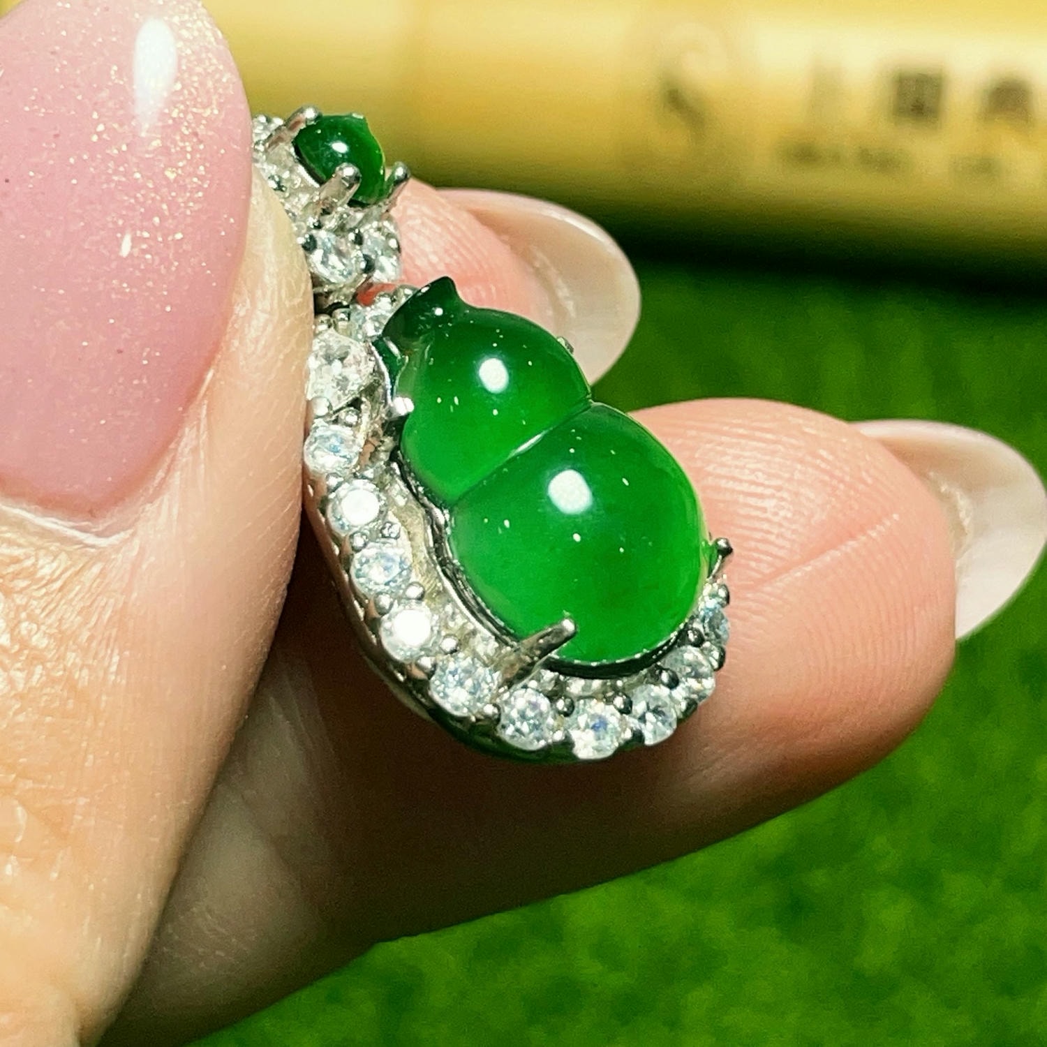 天然翡翠-A貨翡翠葫蘆超澎墜飾