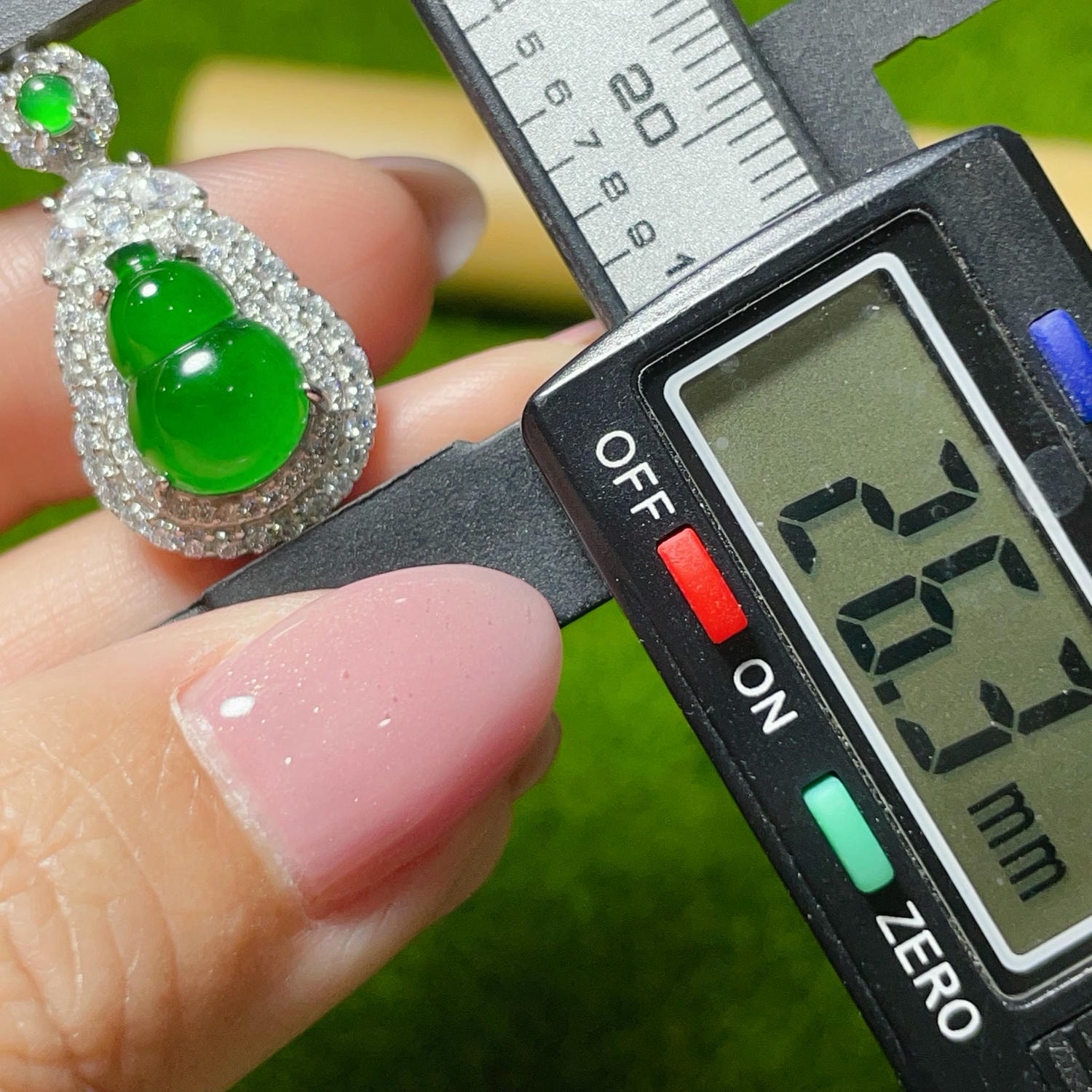 天然翡翠-A貨翡翠葫蘆澎澎墜飾