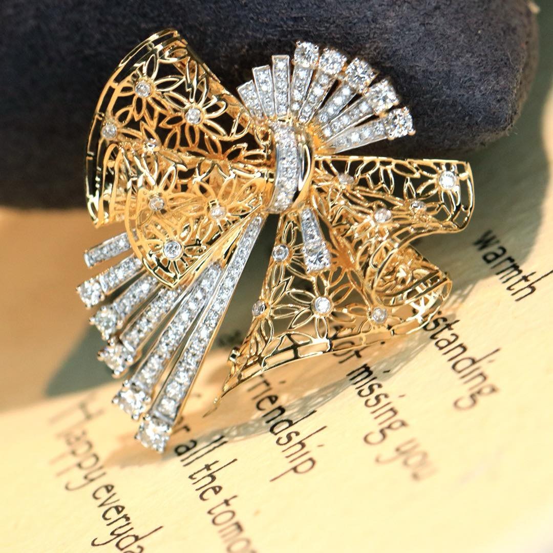 18K天然鑽石-分色工藝胸針墜飾兩用款