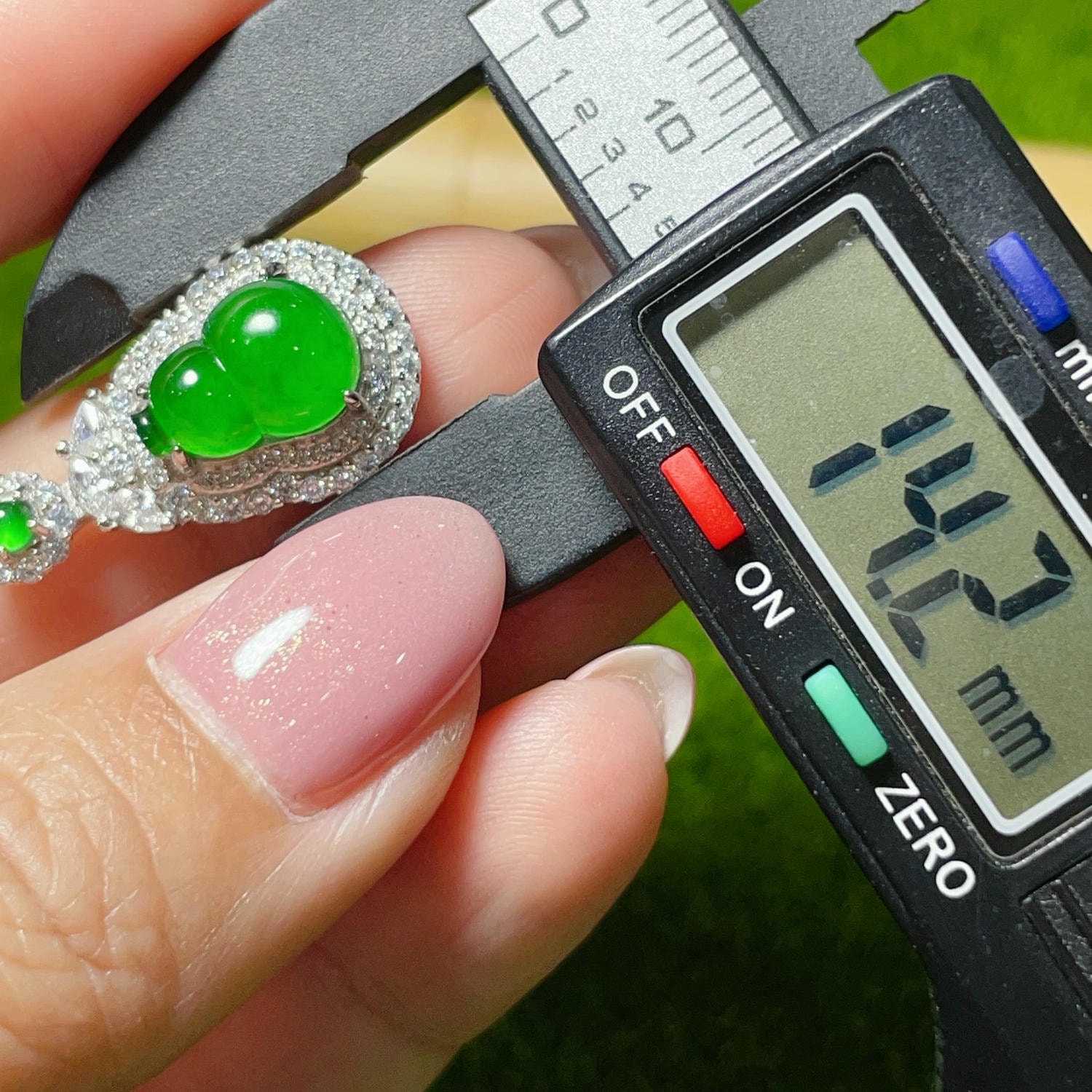 天然翡翠-A貨翡翠葫蘆澎澎墜飾