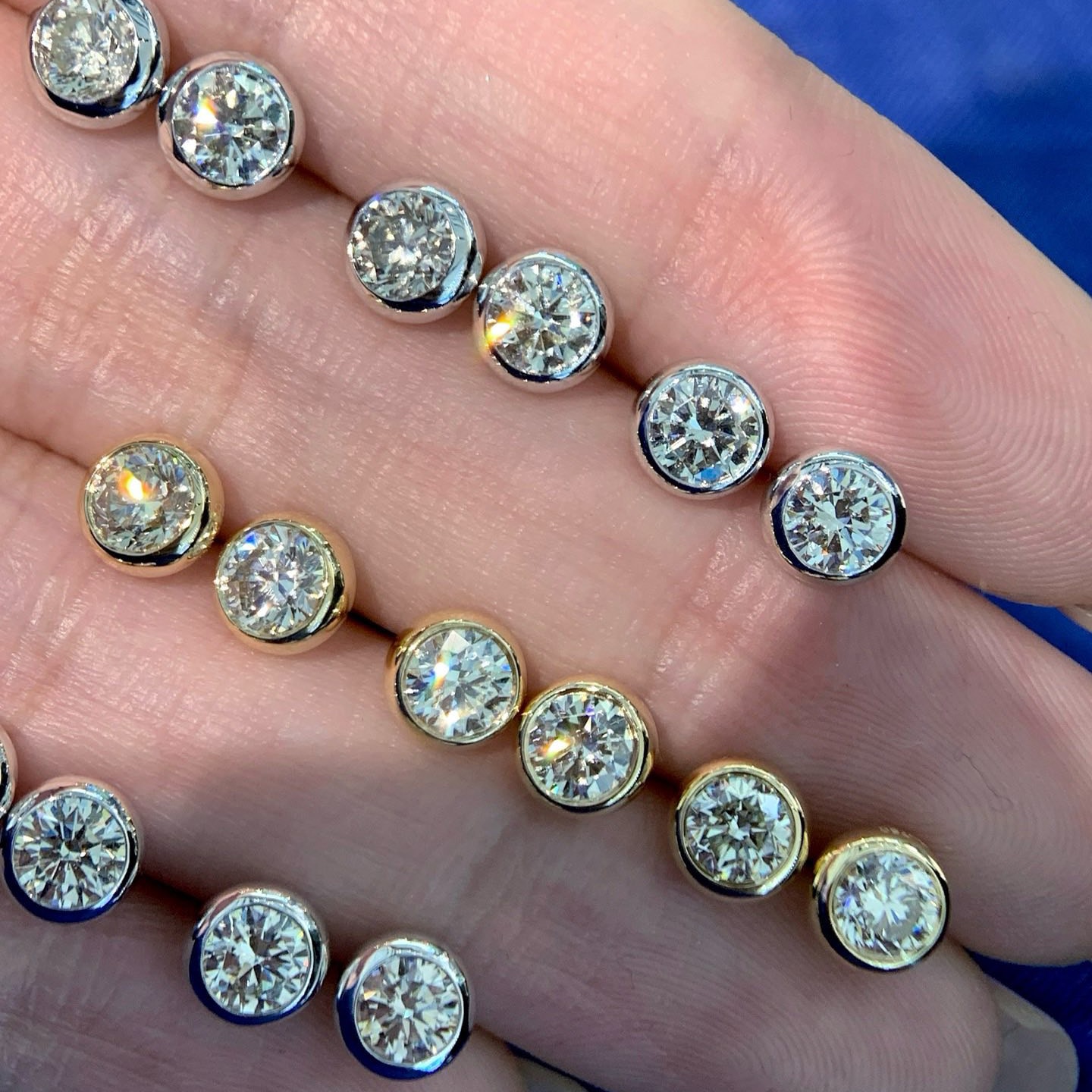 18K天然鑽石-極閃泡泡耳環