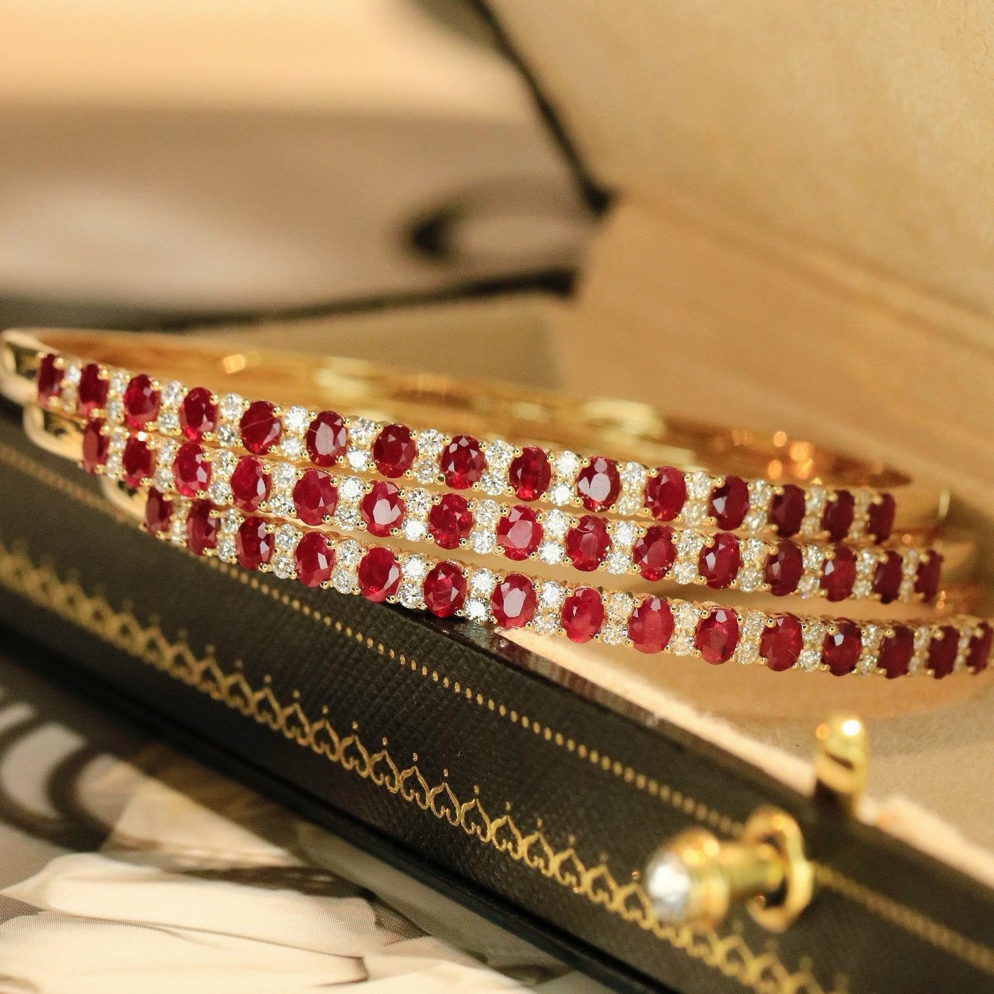 18K天然紅寶石-仙氣飄飄手鐲 - 第7張圖 18K天然紅寶石-仙氣飄飄手鐲