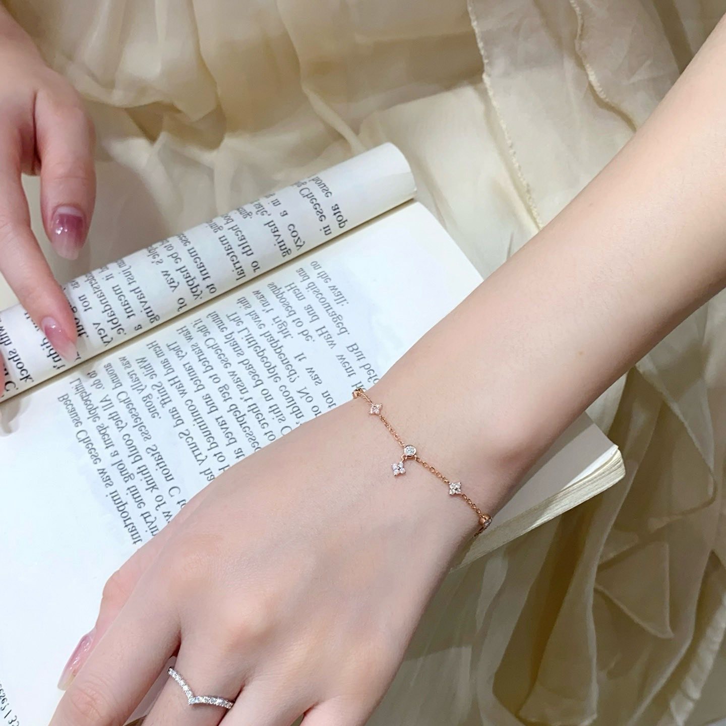 18K天然鑽石-細緻公主手鍊