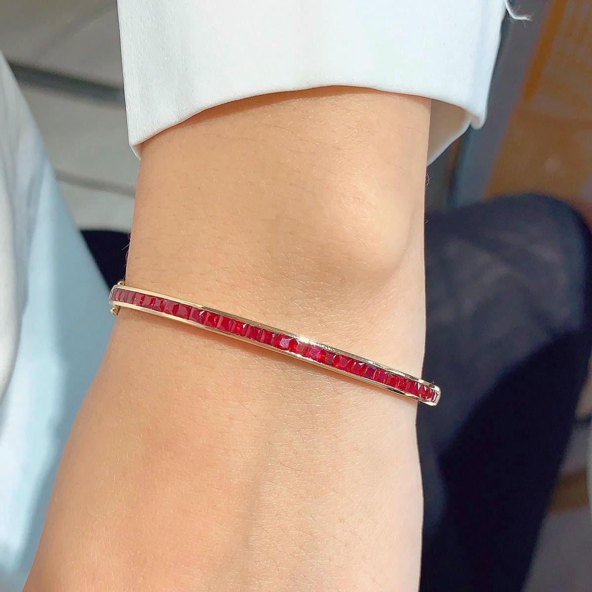 18K天然紅寶石-高雅無邊鑲嵌手鐲