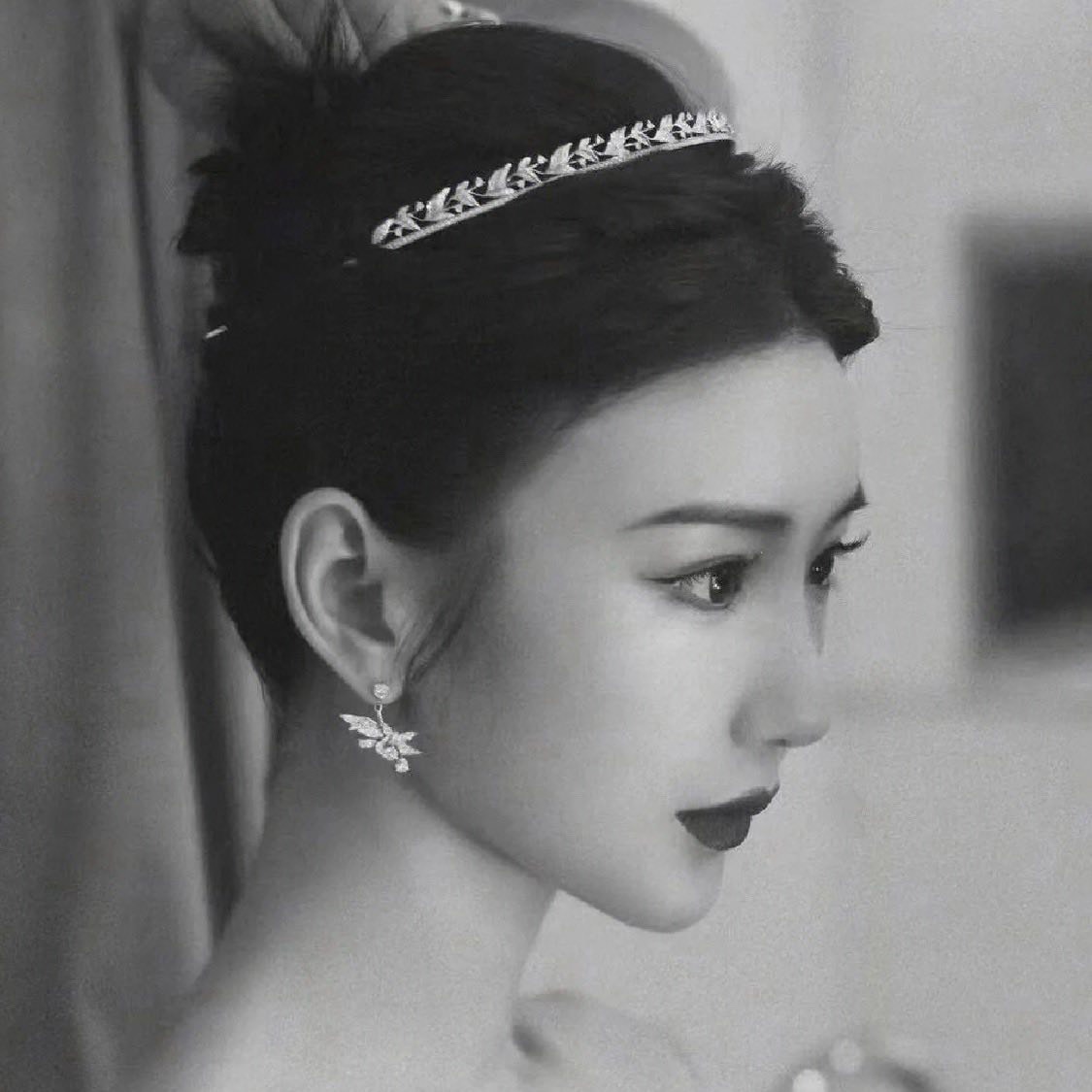 18K天然鑽石-月桂葉千金兩用耳環 - 第9張圖 18K天然鑽石-月桂葉千金兩用耳環