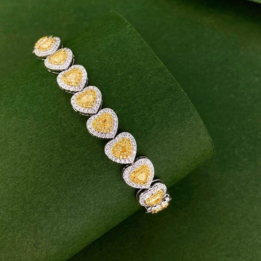 18K天然黃鑽-愛心豪鑲超閃手鍊