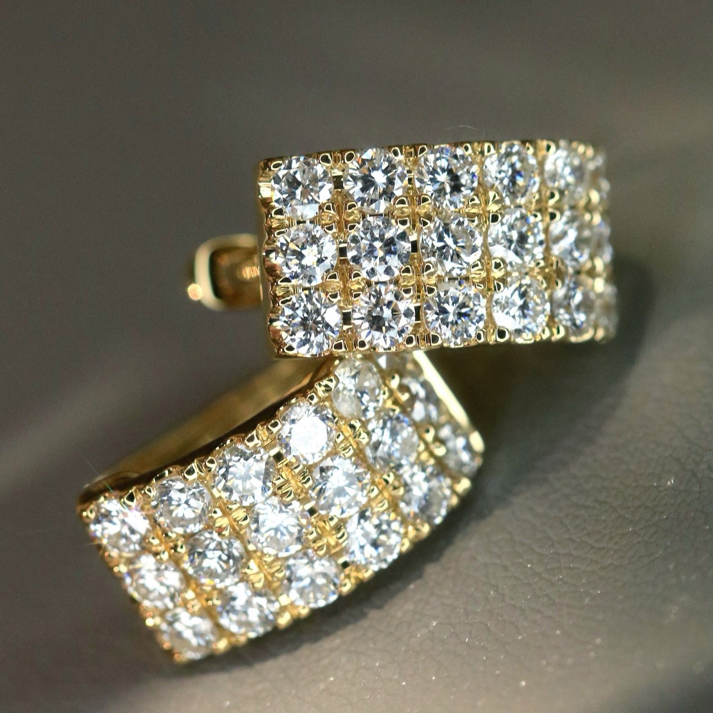 18K天然鑽石-千金貴族氣質耳環