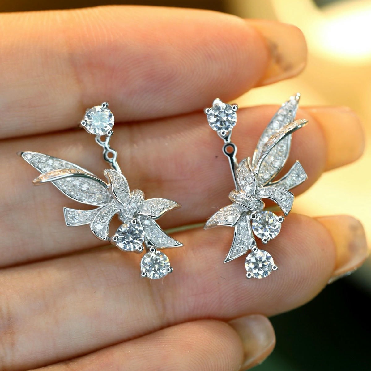 18K天然鑽石-月桂葉千金兩用耳環 - 第4張圖 18K天然鑽石-月桂葉千金兩用耳環