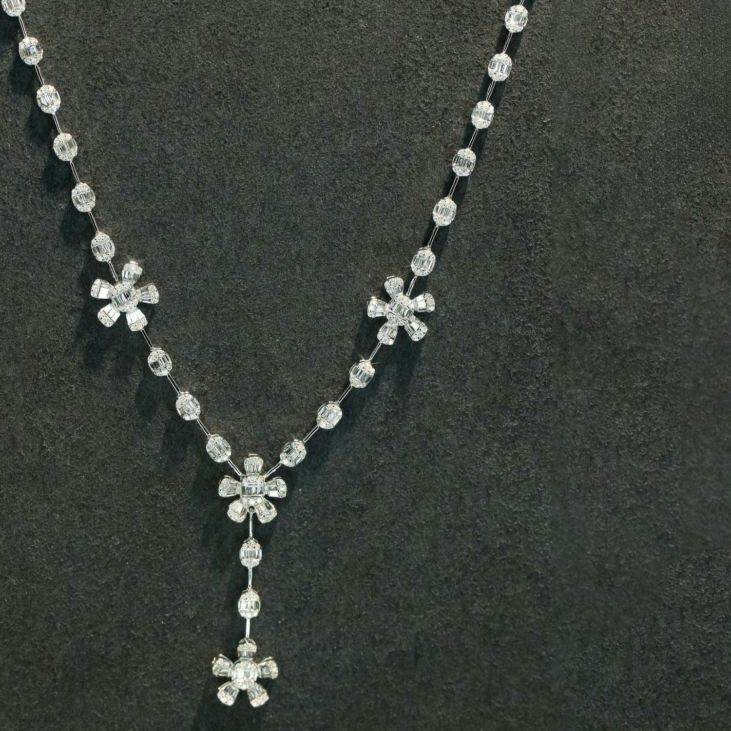 18K天然鑽石-豪華花朵項鍊