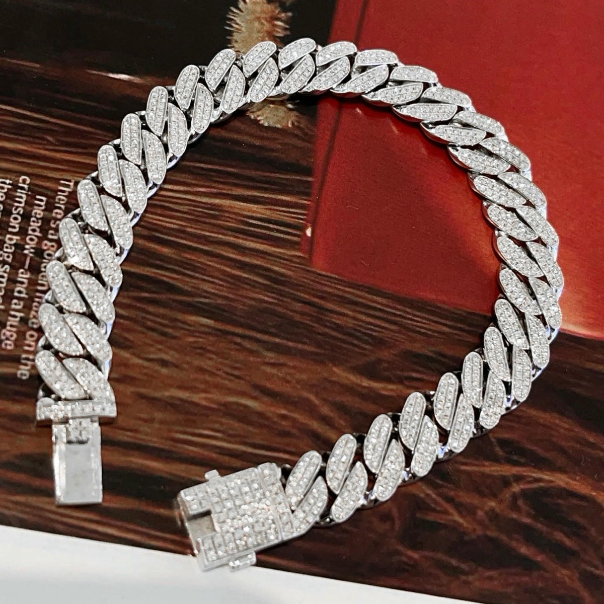 18K天然鑽石-厚金豪鑲超閃手鍊 - 第5張圖 18K天然鑽石-厚金豪鑲超閃手鍊