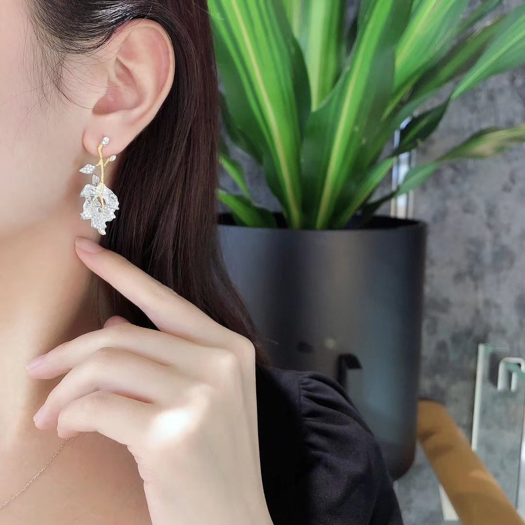 18K天然鑽石-玫瑰樹葉耳環