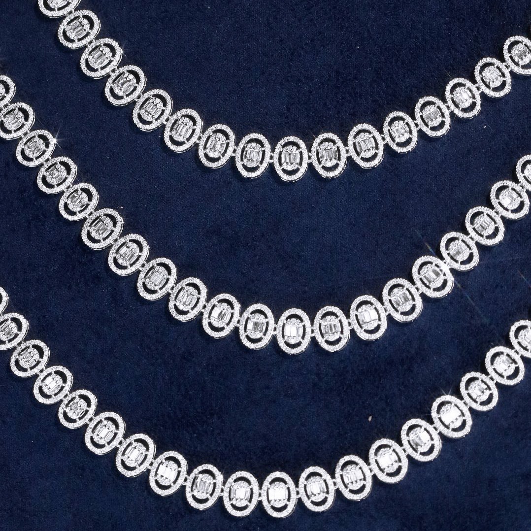 18K天然鑽石-橢圓造型半圈項鍊