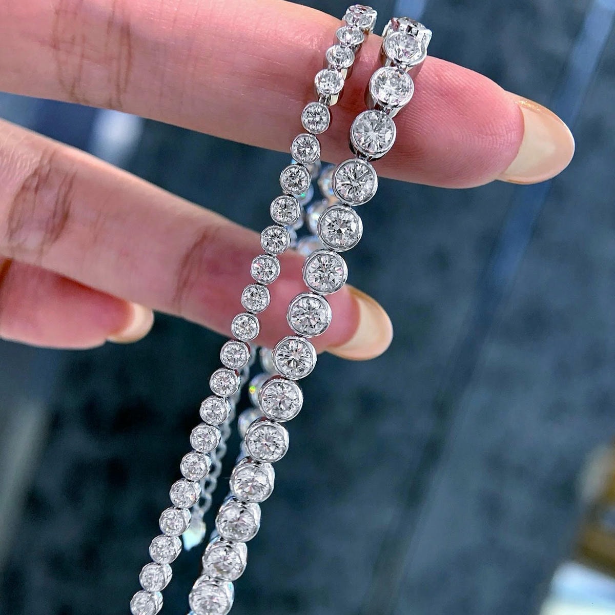 18K天然鑽石-經典閃閃泡泡手鍊 - 第4張圖 18K天然鑽石-經典閃閃泡泡手鍊