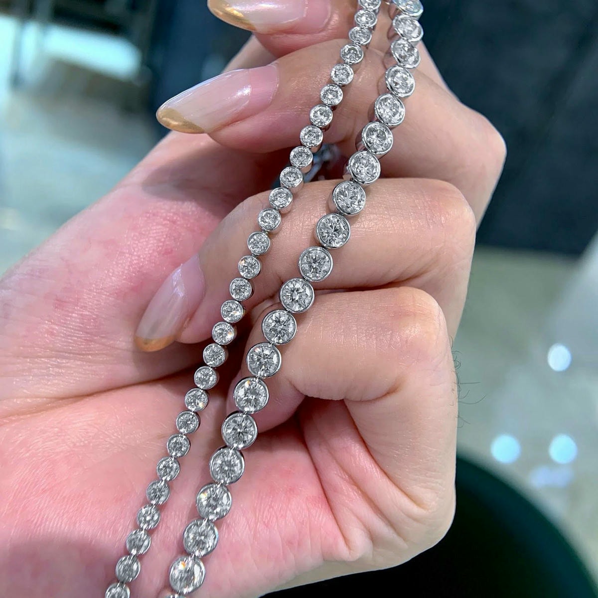 18K天然鑽石-經典閃閃泡泡手鍊 - 第5張圖 18K天然鑽石-經典閃閃泡泡手鍊