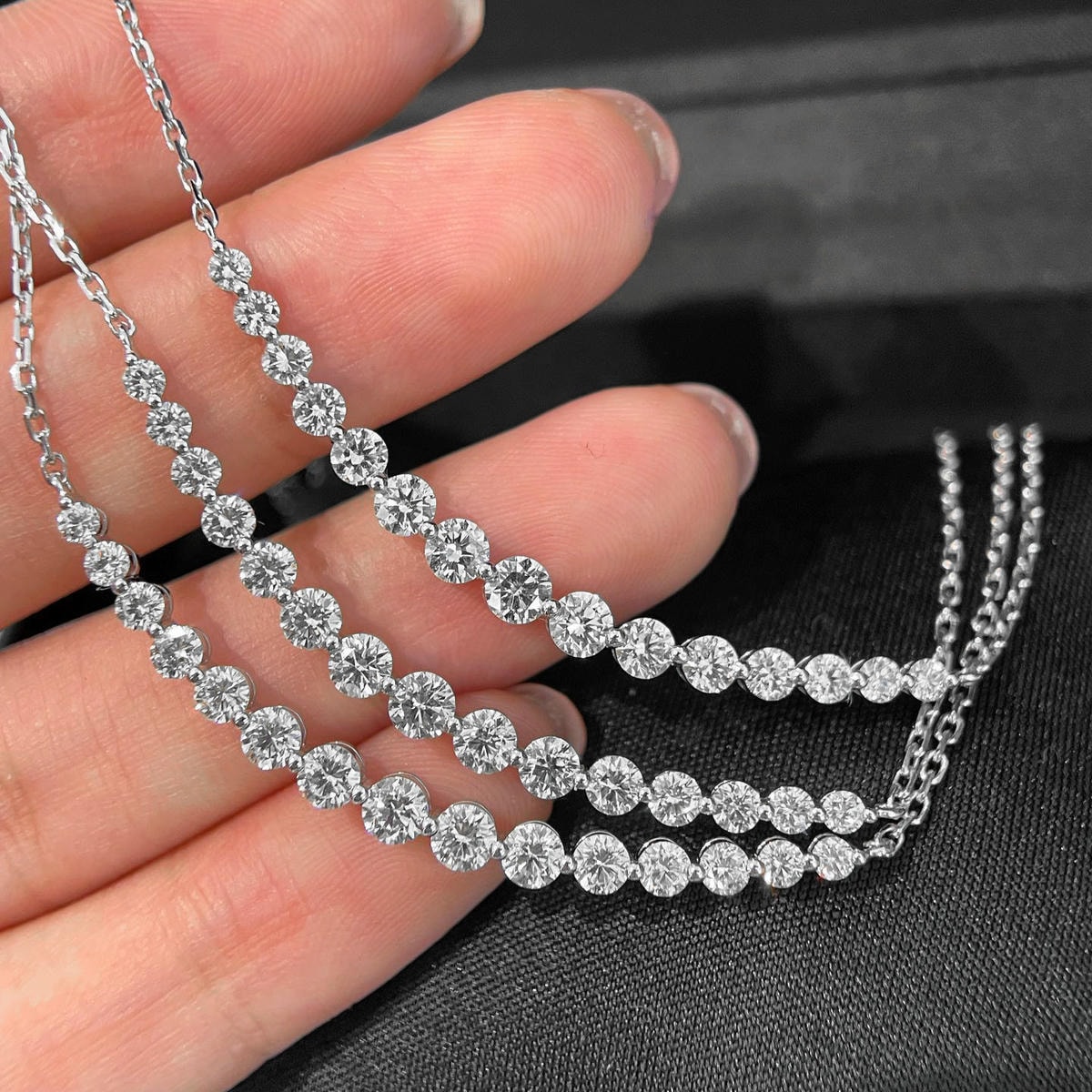 18K天然鑽石-細緻微笑項鍊