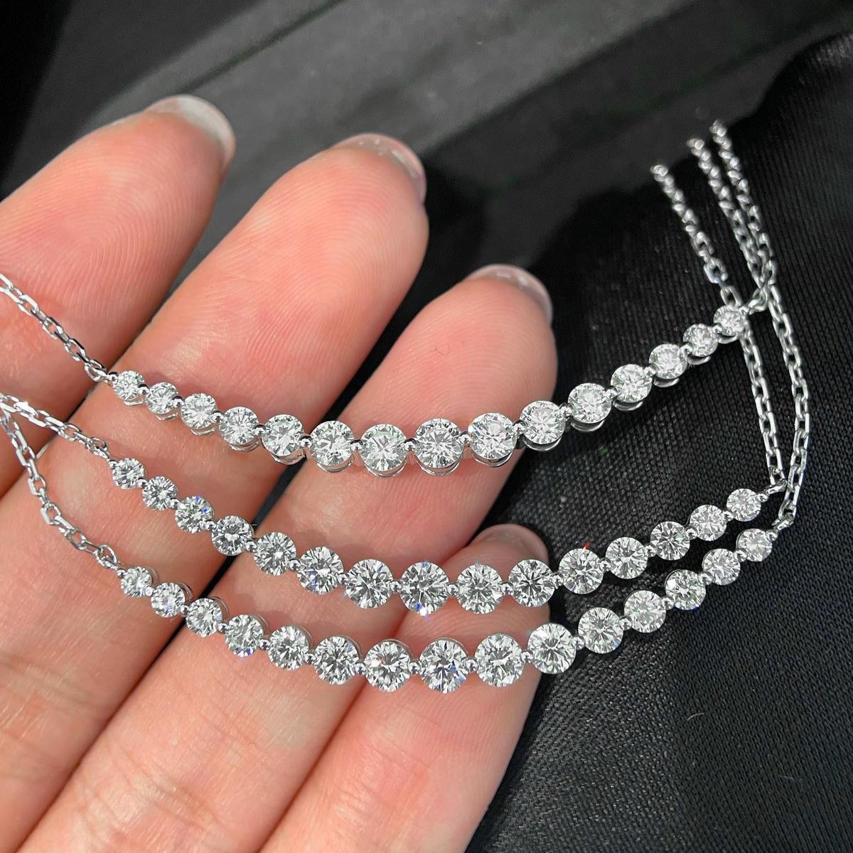 18K天然鑽石-細緻微笑項鍊