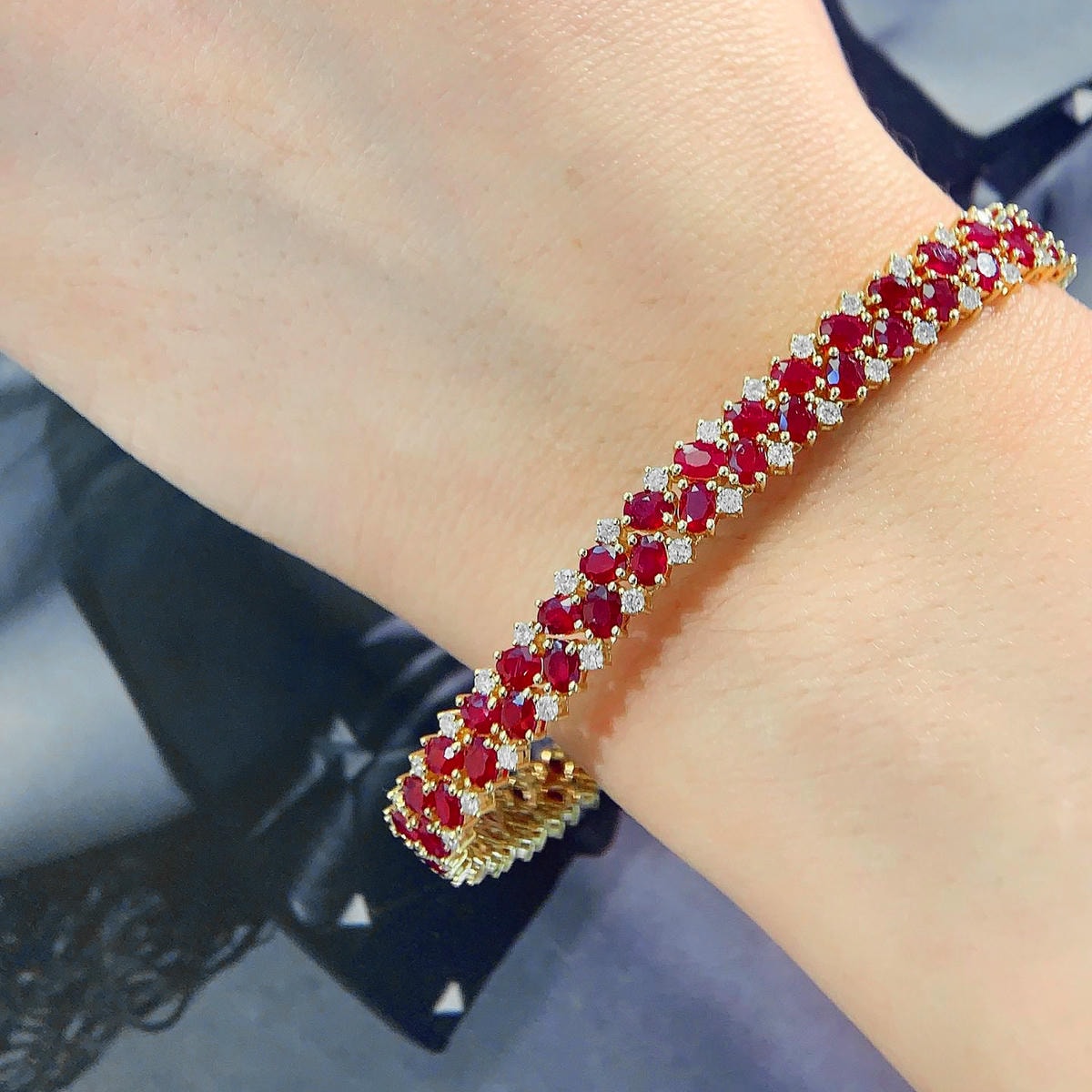 18K天然紅寶石-氣質蕾絲感手鐲 - 第8張圖 18K天然紅寶石-氣質蕾絲感手鐲