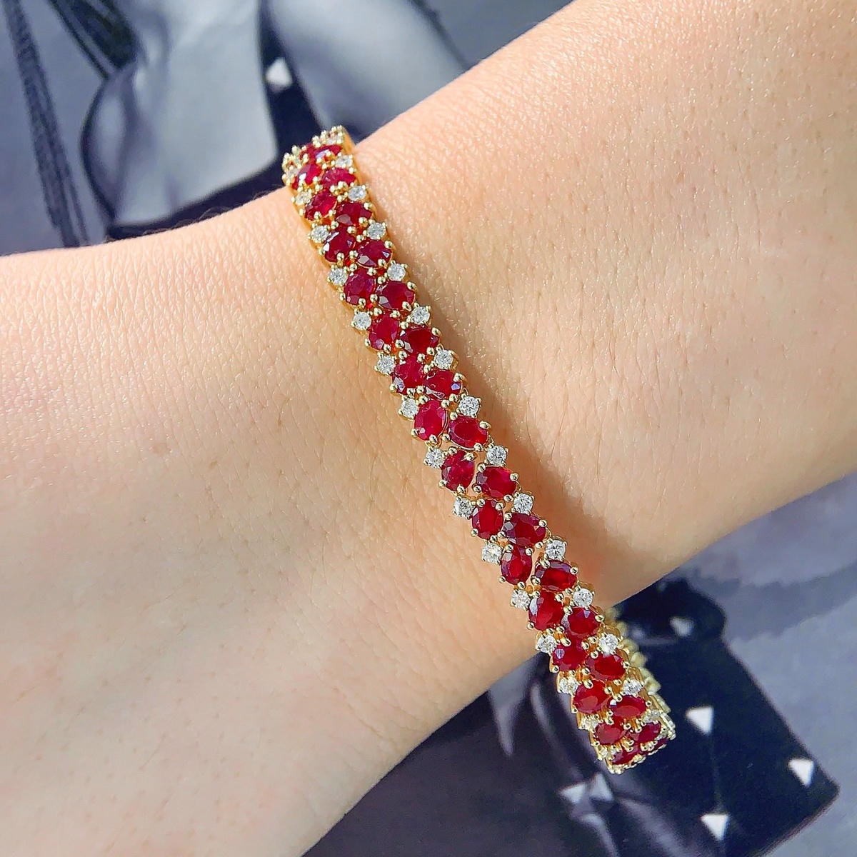 18K天然紅寶石-氣質蕾絲感手鐲