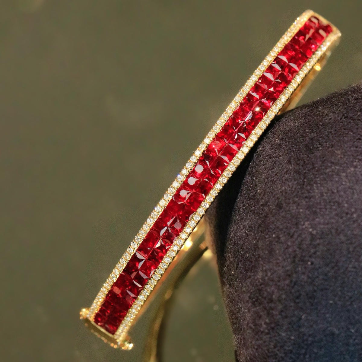 18K天然紅寶石-雙排簡約風手鐲 - 第2張圖 18K天然紅寶石-雙排簡約風手鐲