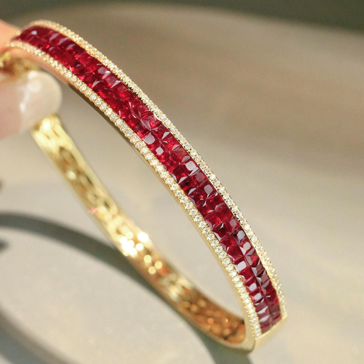 18K天然紅寶石-雙排簡約風手鐲 - 第5張圖 18K天然紅寶石-雙排簡約風手鐲