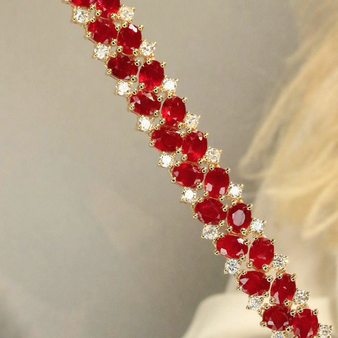 18K天然紅寶石-氣質蕾絲感手鐲 - 第5張圖 18K天然紅寶石-氣質蕾絲感手鐲