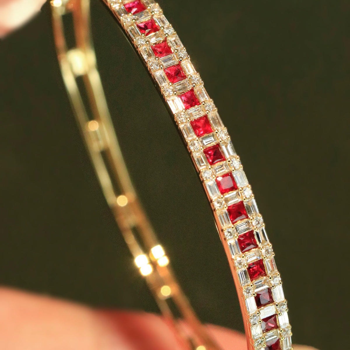 18K天然紅寶石-個性間隔手鐲 - 第5張圖 18K天然紅寶石-個性間隔手鐲