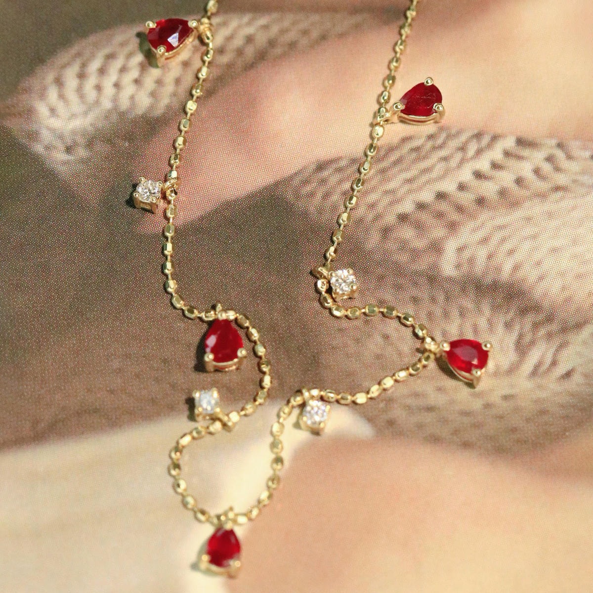 18K天然紅寶石-滿天星項鍊