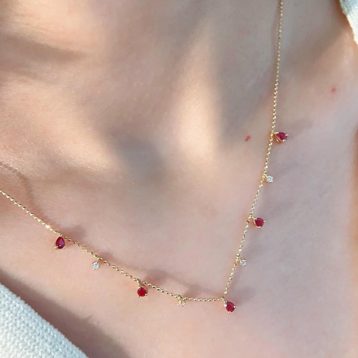 18K天然紅寶石-滿天星項鍊