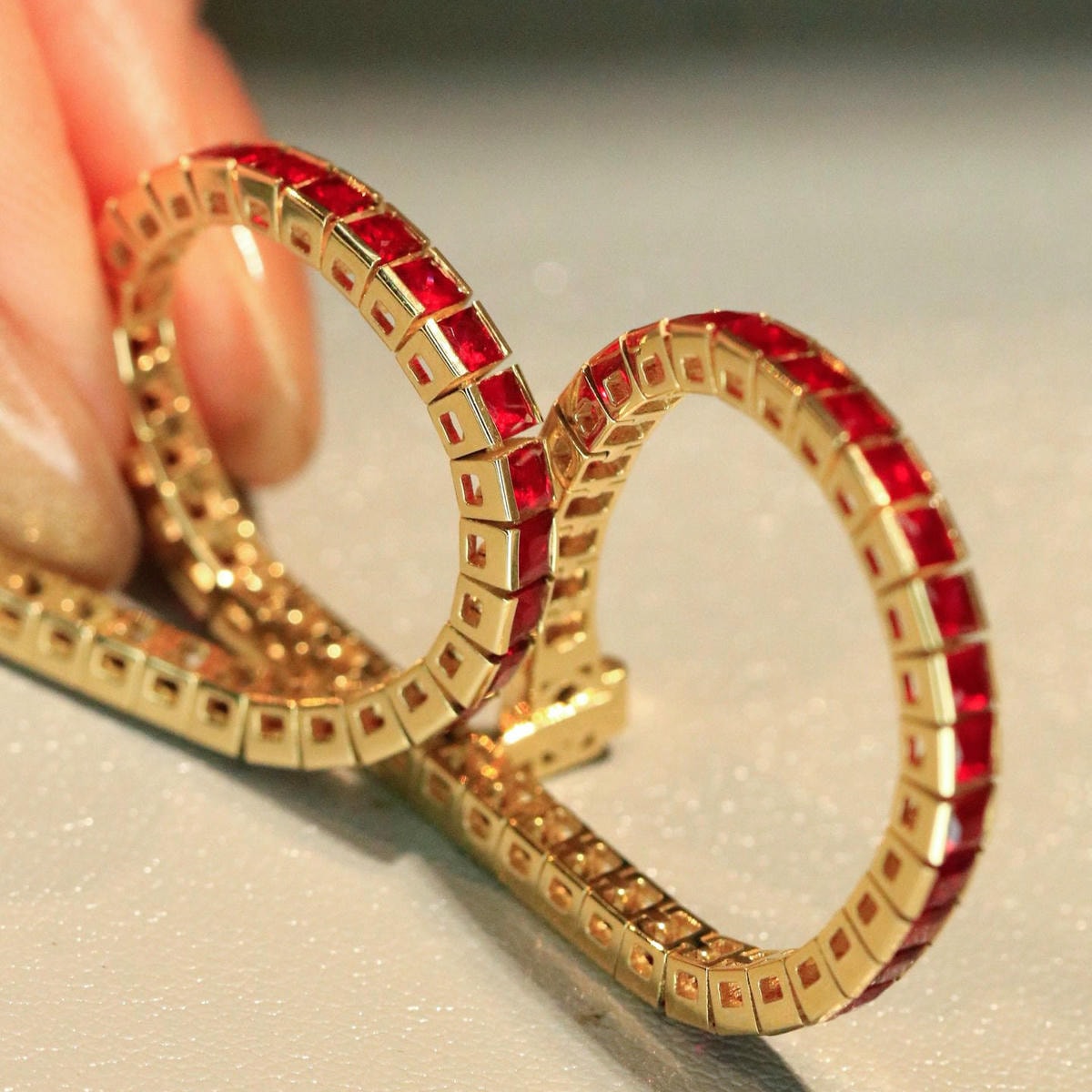 18K天然紅寶石-無邊鑲嵌精緻手鍊