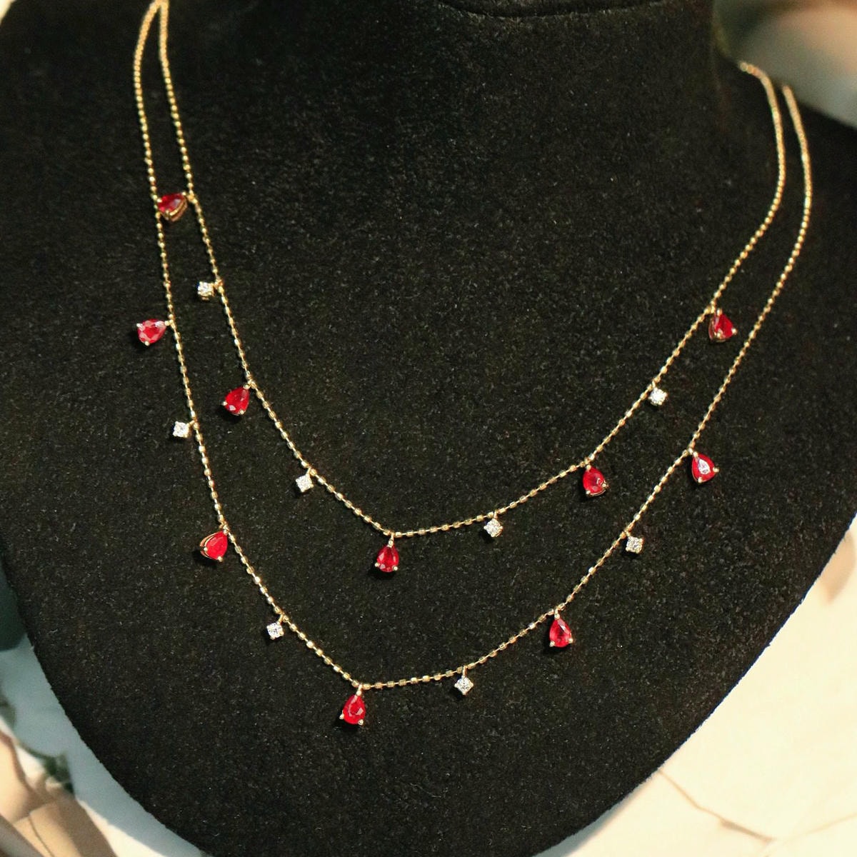 18K天然紅寶石-滿天星項鍊