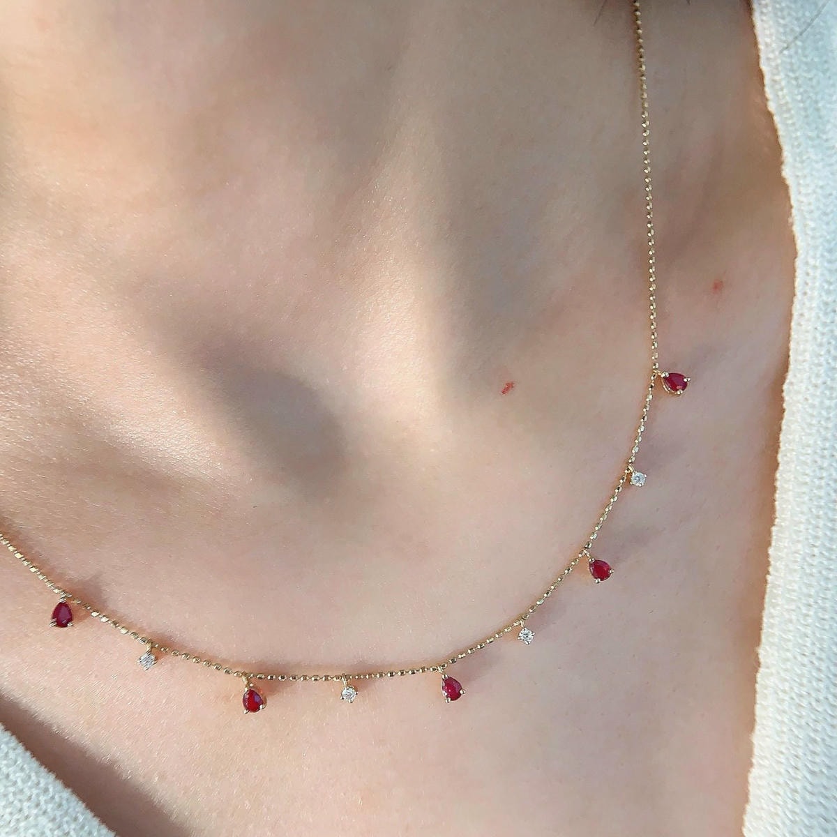 18K天然紅寶石-滿天星項鍊