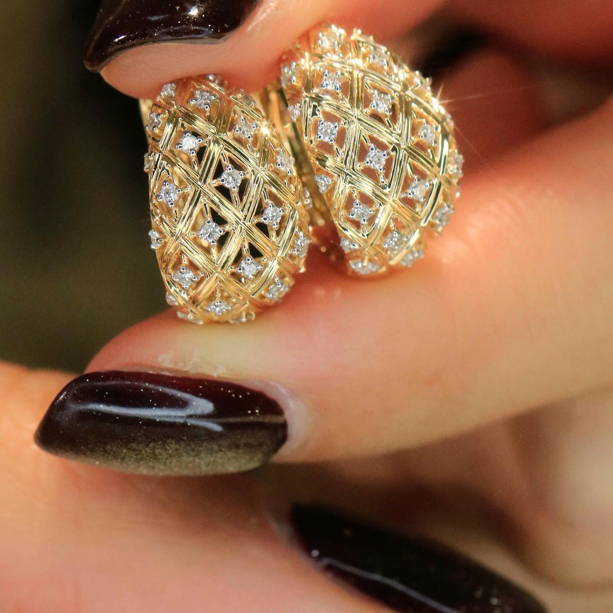 18K天然鑽石-精品鴿子蛋耳環