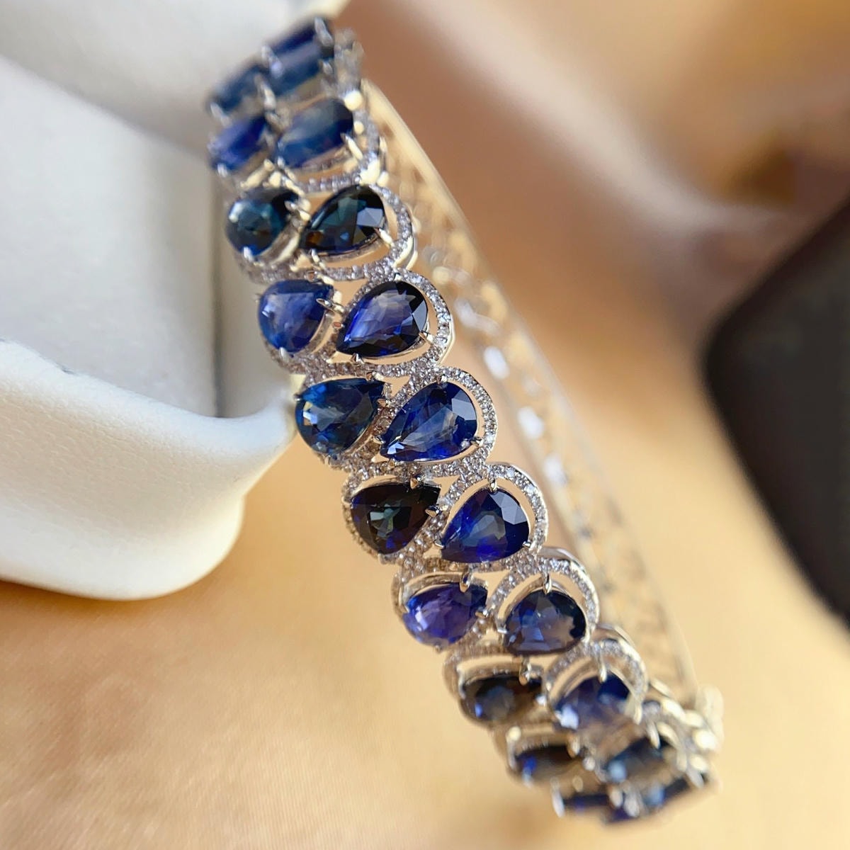 18K天然藍寶石-名媛貴氣手鐲