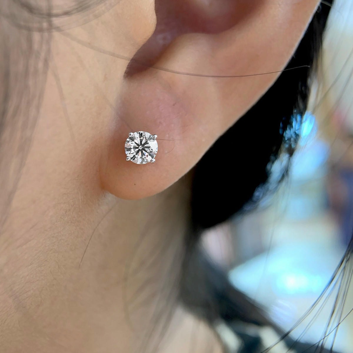 18K天然鑽石-經典四爪60分耳環