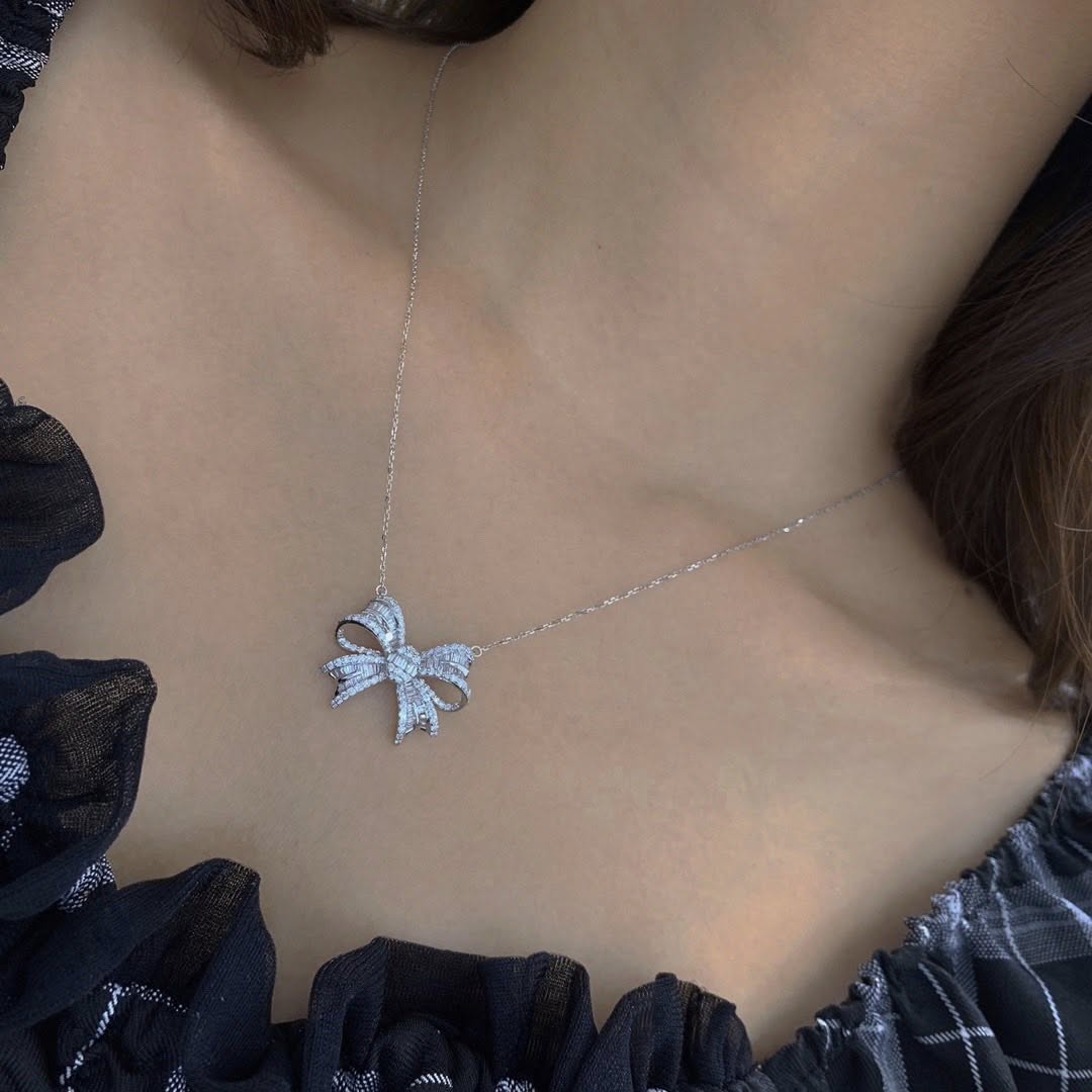 首頁 - 第16張圖 18K天然鑽石-蝴蝶結少女夢套組