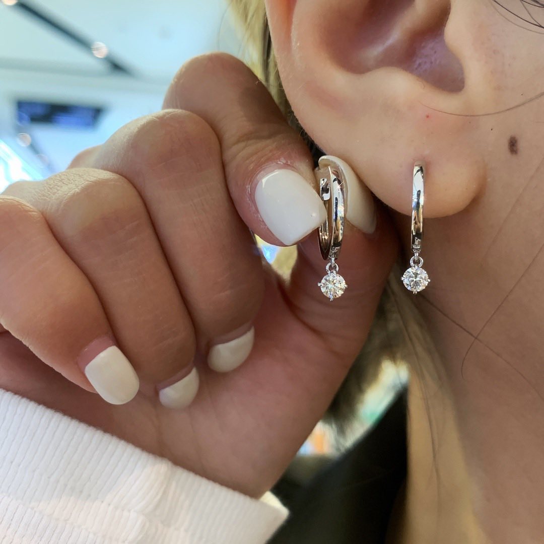 首頁 - 第17張圖 18K天然鑽石-留住流星耳環