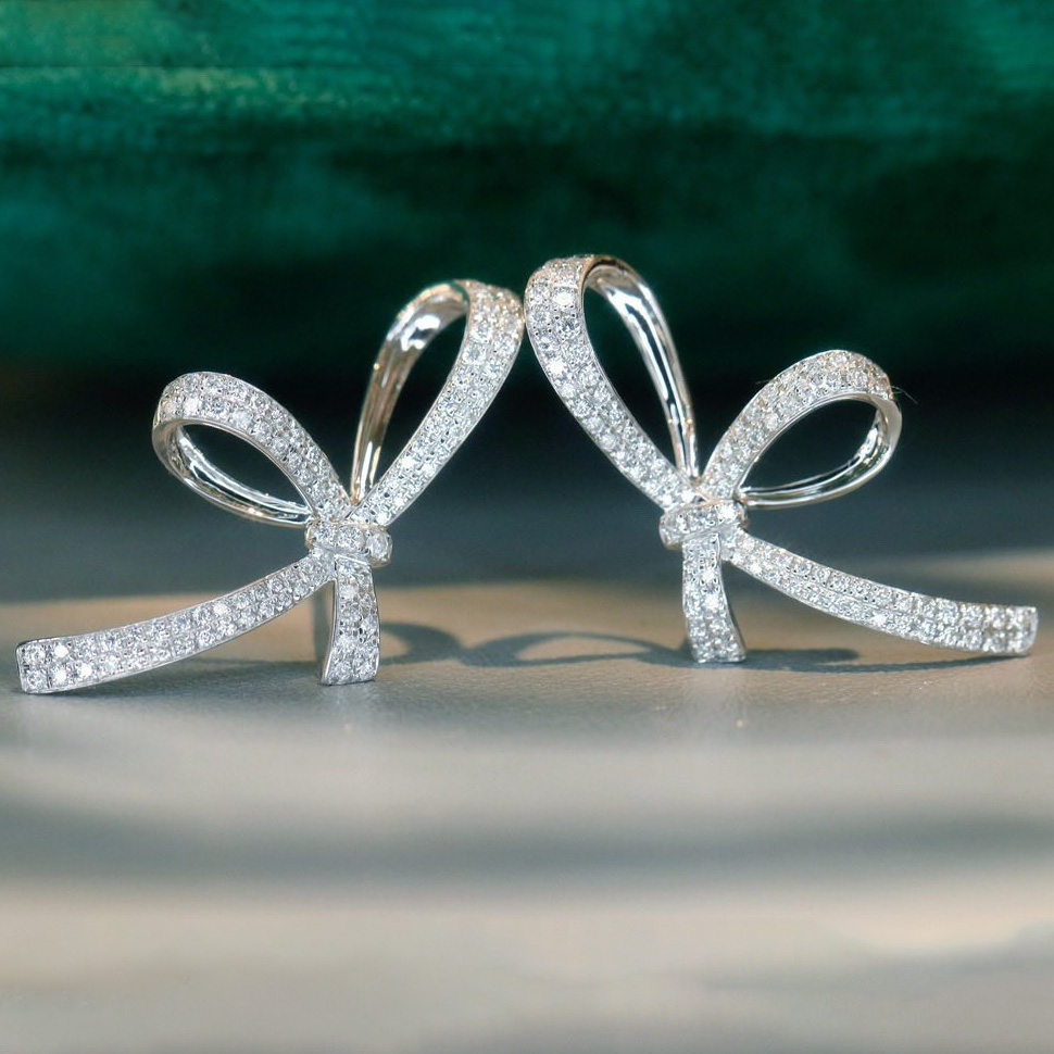 18K天然鑽石-極簡蝴蝶結耳環